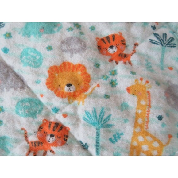 Flannel Rag Quilt With Batting 43 x 43, Jungle Animals, Giraffes, Elephants Baby - Picture 6 of 14